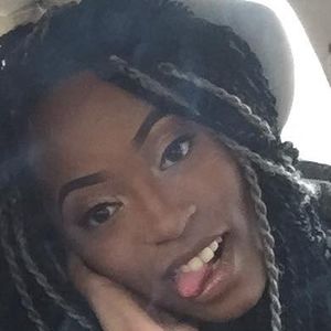 Meet your Posher, Marissa